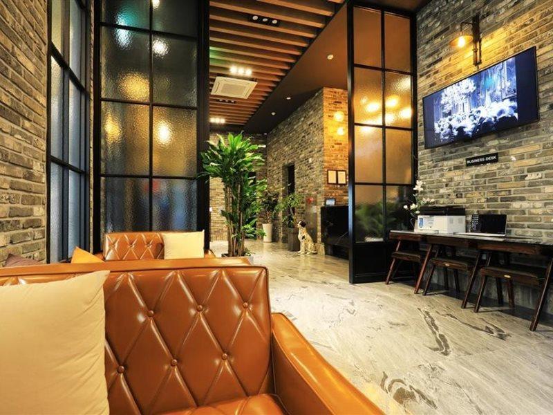 Uijeongbu Cloud Hotel Екстериор снимка