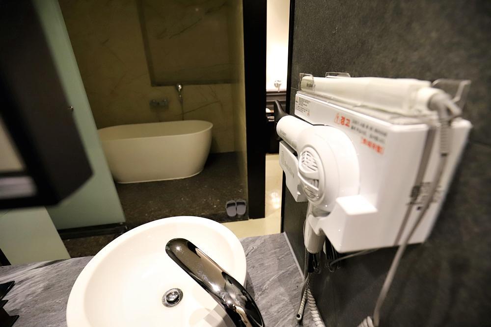 Uijeongbu Cloud Hotel Екстериор снимка