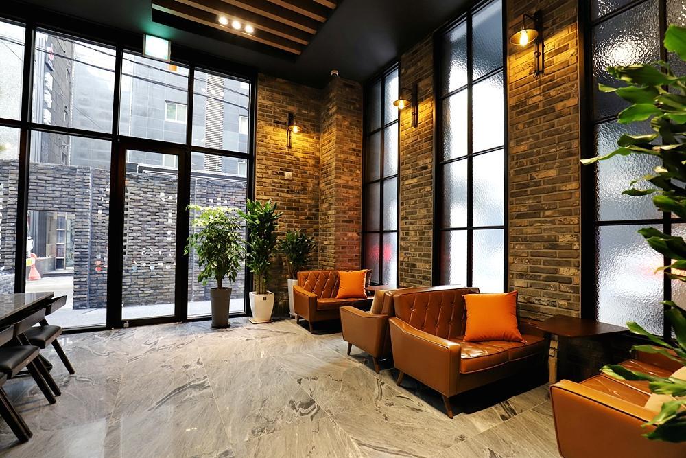 Uijeongbu Cloud Hotel Екстериор снимка